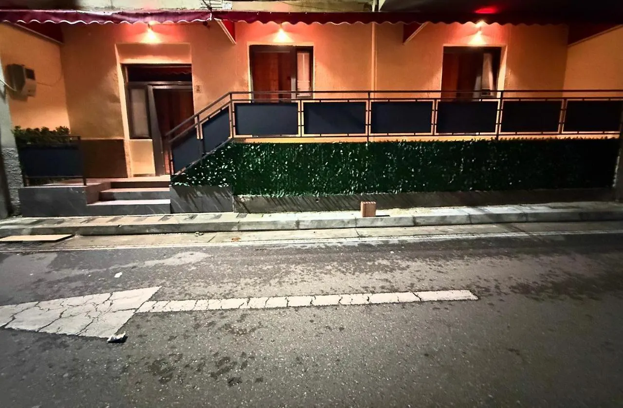 Selen Guesthouse Tirana 0*,